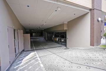 駐車場出入口