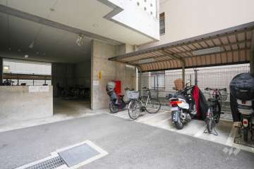 駐輪場・バイク置場（屋根付き）