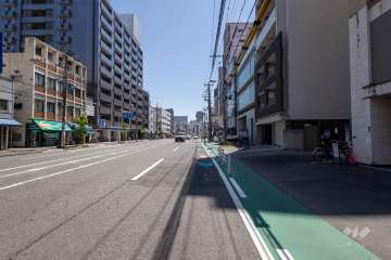 敷地東側の前面道路　