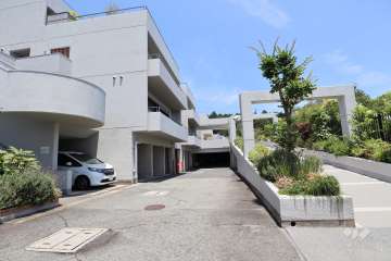 駐車場入り口