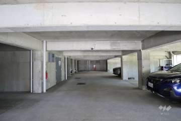 敷地内駐車場（屋内平面式）