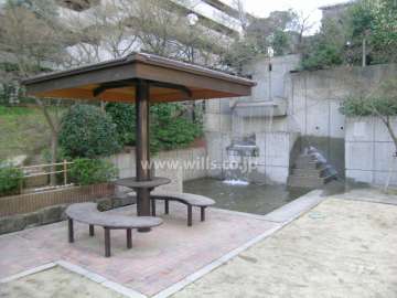 プロムナードに続く広場