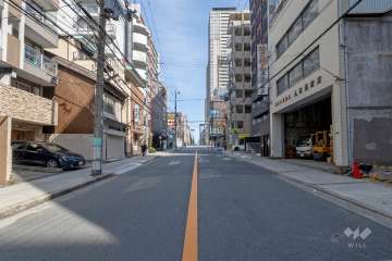 敷地北側の前面道路　