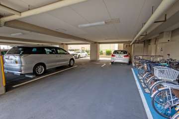 敷地内駐車場（屋内平面式）
