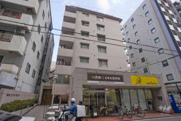 朝日プラザ島之内の外観（北西側から）