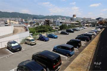 敷地内駐車場（屋外平面式）
