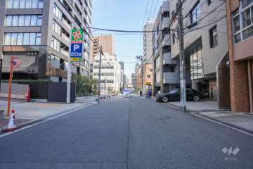 敷地北側の前面道路