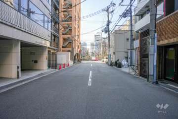 敷地南側の前面道路　