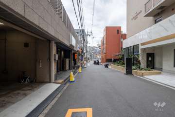 敷地南側の前面道路