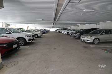 敷地内駐車場（屋内平面式）