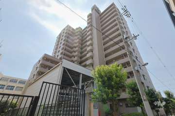 キングマンション福島6の外観（北東側から）