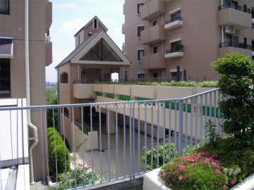 エレベーター棟