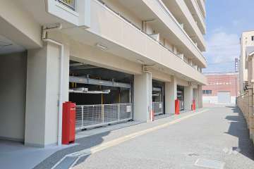 敷地内駐車場（屋内機械式）