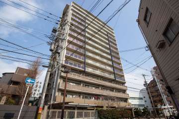 ファミール福島の外観（南西側から）