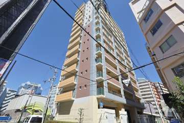 ペルル梅田CityWestの外観（南西側から）