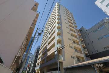 ペルル梅田CityWestの外観（南東側から）