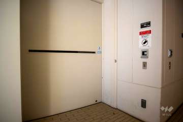 バイク置場・駐輪場の出入口