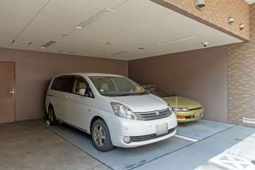 敷地内駐車場（屋内平面式）