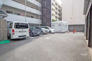 敷地内駐車場(屋外平面式)