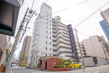 西梅田ダイヤモンドマンションの外観（北東側から）