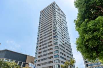大阪ウエストゲートタワーの外観（北西側から）