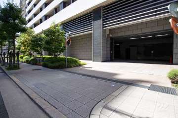 駐車場の出入口