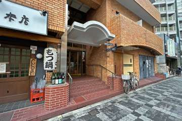 エントランス前