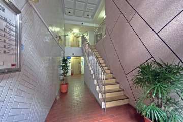 エントランスホール