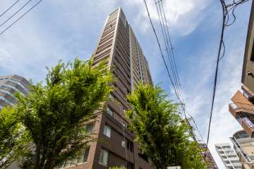 イトーピア西天満ソアーズタワーの外観（南東側から）