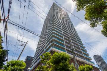 ヴィークタワーOSAKAの外観（北西側から）