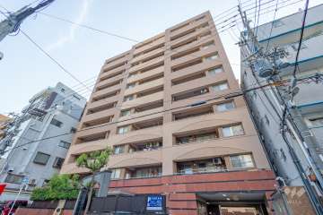 エステムコート天神橋の外観（北東側から）