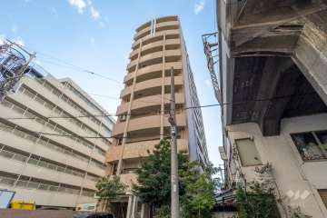 エステムプラザ梅田中崎町の外観（北東側から）
