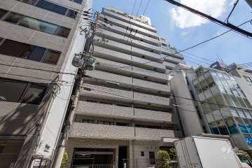 エスリード西天満の外観（南西側から）