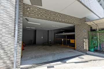 敷地内駐車場（屋内機械式）