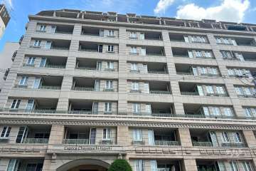 カプリース茶屋町東の外観（西側から）