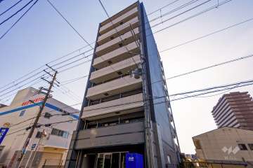 グランカリテ天神橋の外観（北東側から）