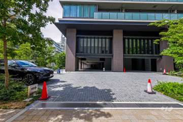 駐車場の出入り口・敷地内駐車場（屋外平面式、屋内平面式）