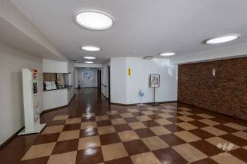 エントランスホール