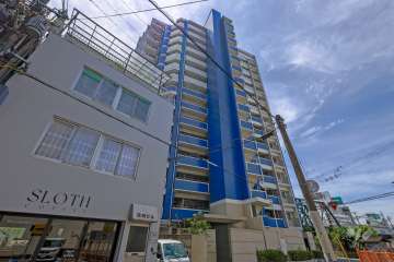 サンクタス梅田イノセントの外観（北東側から）