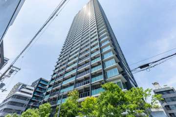 ジオタワー南森町の外観（南西側から）