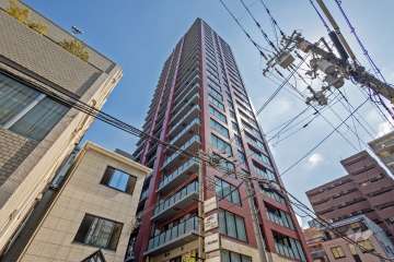シティタワー梅田イーストの外観（南西側から）