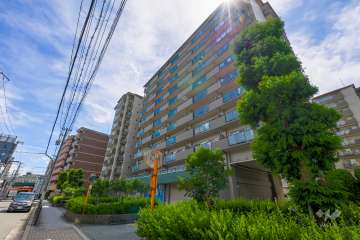 シティハイツ大淀1号棟の外観（北東側から）