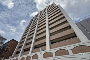 セレッソコート梅田北パークフロントの外観（南東側から）