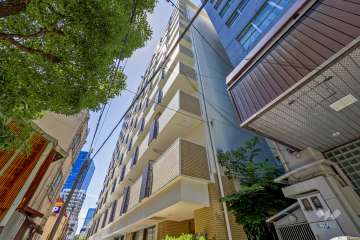 トーカンマンション東梅田の外観（南東側から）