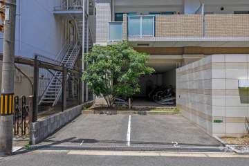 敷地内駐車場（屋外平面式）