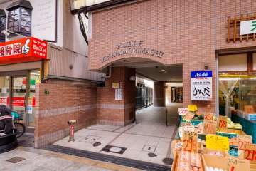 敷地の出入口