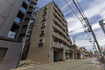 ハイツオークラ天神橋の外観（南東側から）