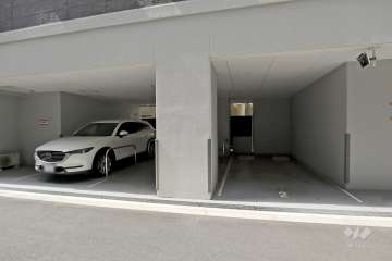 敷地内駐車場（屋内平面式）　