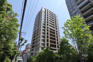 プレミスト梅田ノースの外観（南側から）　