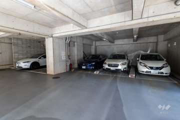 敷地内駐車場（屋内平面式、屋内機械式）
